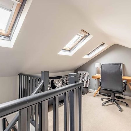 温莎Stylish 2-Bed House With Office And Private Garden别墅 外观 照片