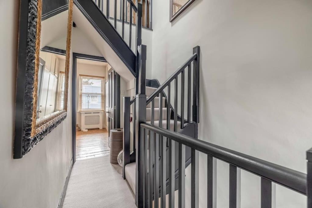 温莎Stylish 2-Bed House With Office And Private Garden别墅 外观 照片