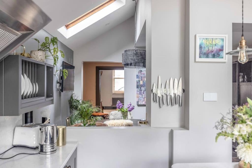 温莎Stylish 2-Bed House With Office And Private Garden别墅 外观 照片